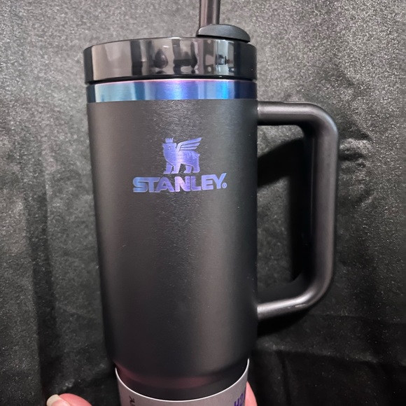 🖤🦄Stanley Black Chroma! 30 0Z last one!! - Picture 7 of 8